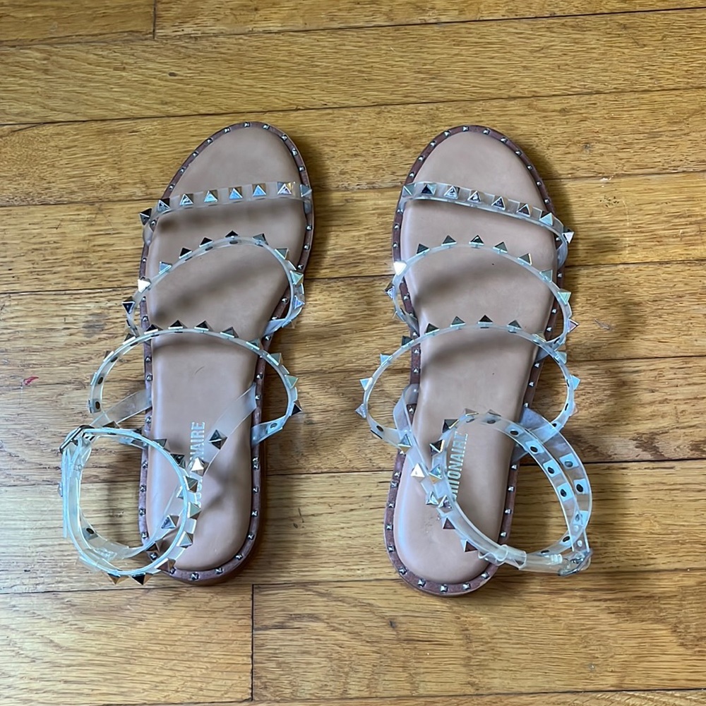 steve madden inspired sandals, size 9